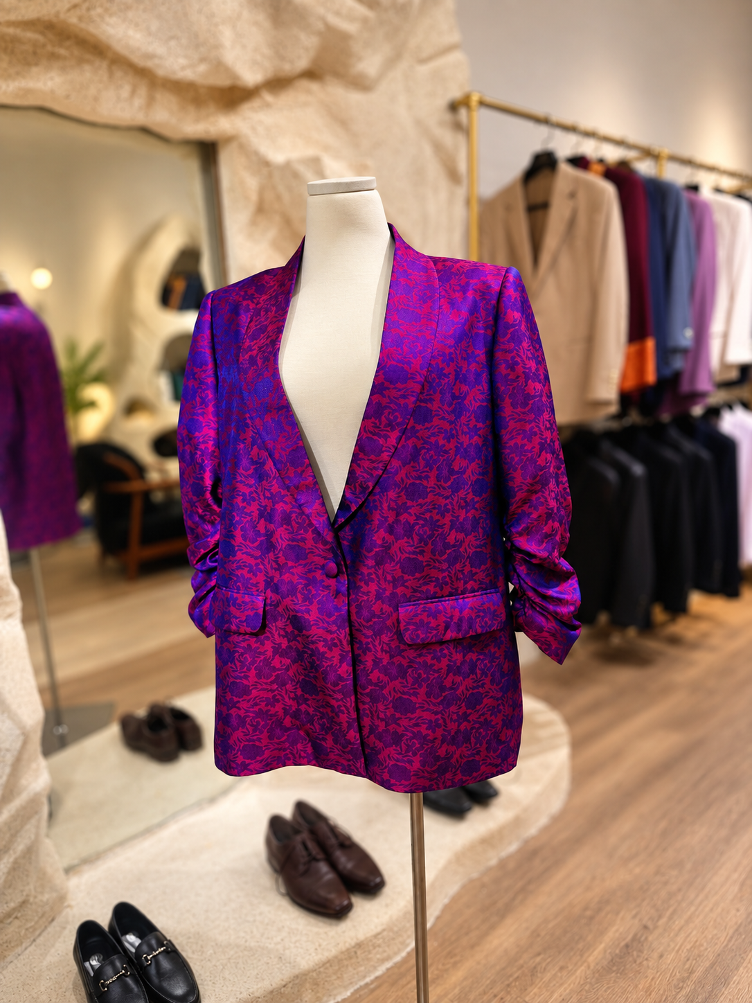 Magenta and violet floral dinner jacket in the S.T Tailor showroom | Áo khoác dự tiệc floral tông hồng tím tại showroom S.T Tailor